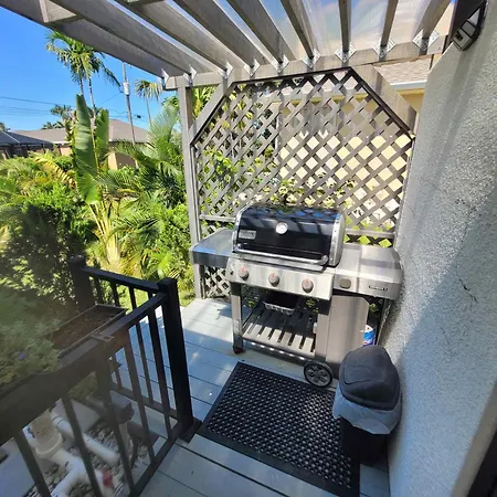 2 Private Cabanas With A Private Pool And Outdoor Kitchen-2