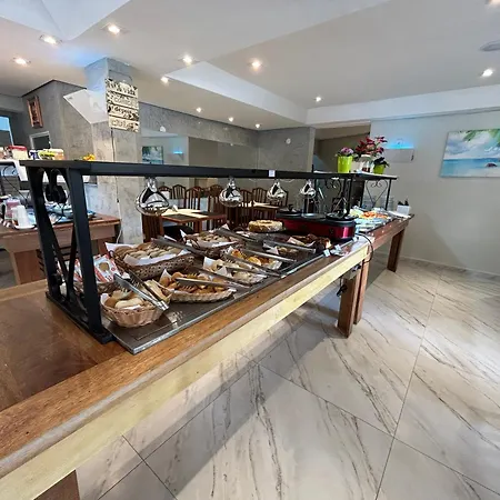 Fabuloso flat 243 Amarílis 2 piscinas climatizadas, SKY 170 canais carregador veiculo elétrico Riviera de São Lourenço, Bertioga Apartamento Duplex inteiro, cozinha equipada completa, serviço de praia, limpeza e trocas diária de toalhas, wi-fi 500mb-3