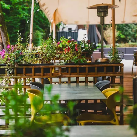 Utopia Hotel - Art & Nature Hotel-3