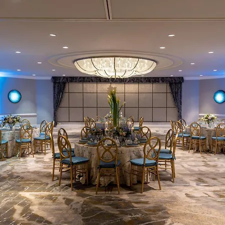 Hilton Alexandria Mark Center-3