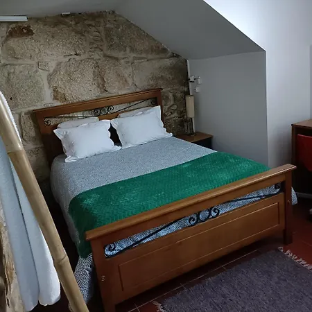 Guesthouse Monsanto-3