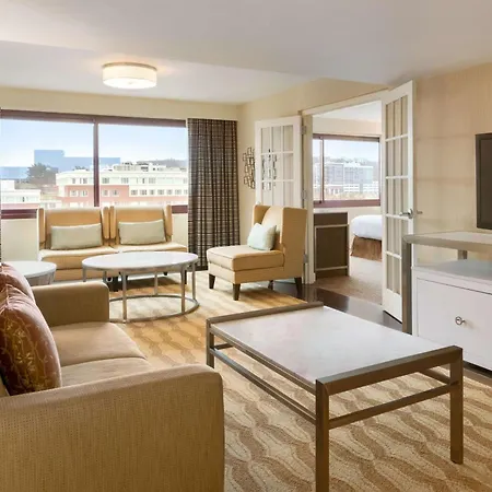 Embassy Suites By Hilton Boston Waltham-2