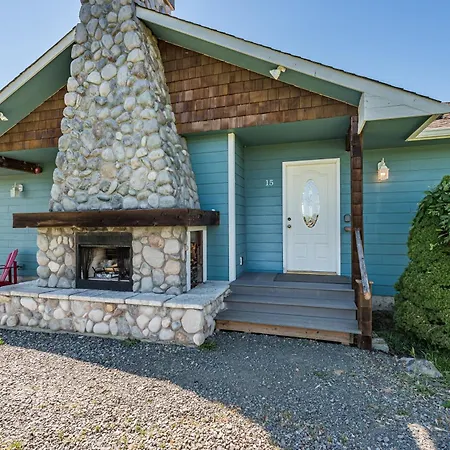 Juan De Fuca Waterfront Hotel & Cottages-3
