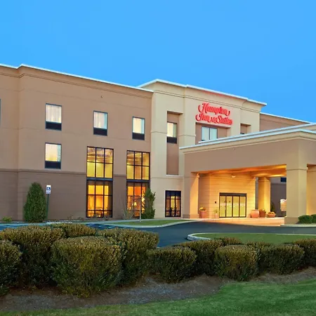 Hampton Inn & Suites Hartford-Manchester-3