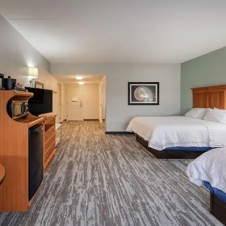 Hampton Inn Wilmington University Area-3