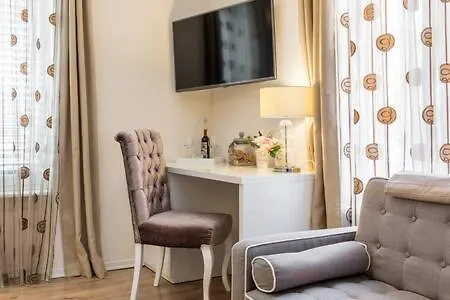 Spalatina Boutique Studio-2