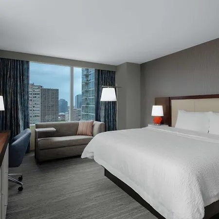 Hampton Inn Chicago Mccormick Place-3