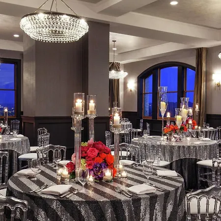 Doubletree By Hilton Youngstown Downtown-2