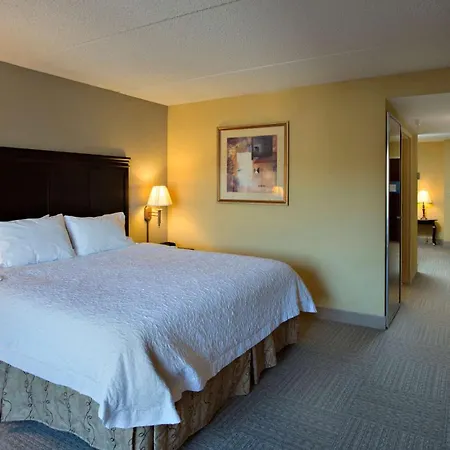 Hampton Inn Bennington-2