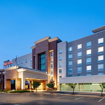 Hampton Inn & Suites St. Louis At Forest Park-2