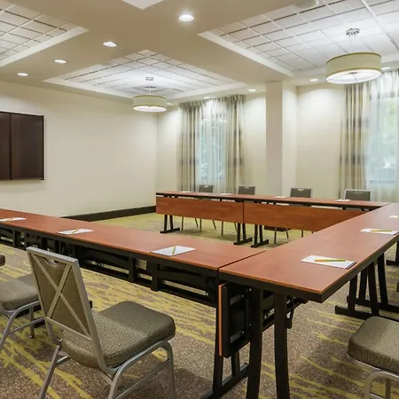 Hilton Garden Inn West Palm Beach Airport-3