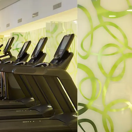 Hilton Frankfurt Airport-3
