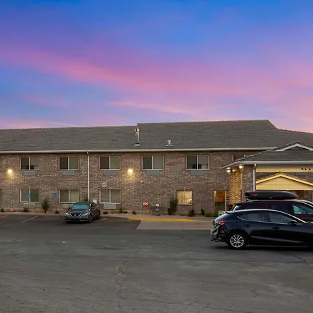 Quality Inn & Suites Fillmore I-15-3