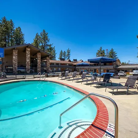Blue Jay Lodge-3