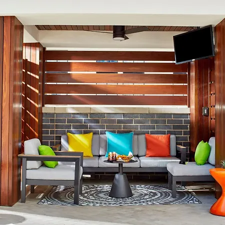 Springhill Suites By Marriott Nashville Downtown/Convention Center-3