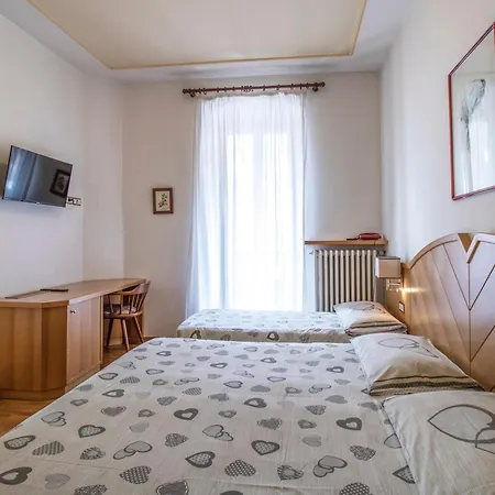 Hotel Pinzolo-Dolomiti-2