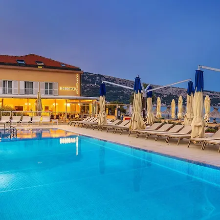 Hotel Dobrovit-3