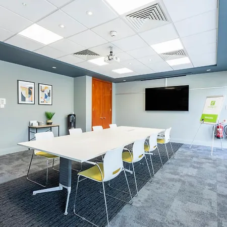 Holiday Inn Milton Keynes Central By Ihg-3