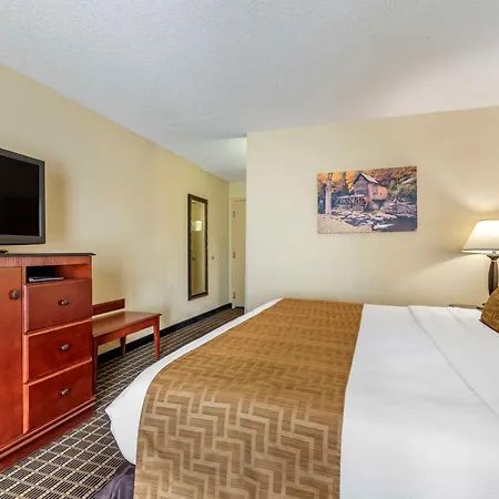 Best Western Plus Bridgeport Inn-2