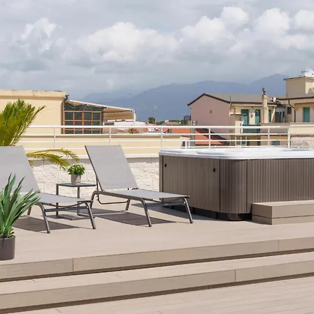 VI Suites-2