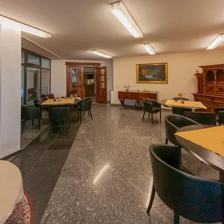 WEST Hotel an der Sächsischen Weinstrasse-3