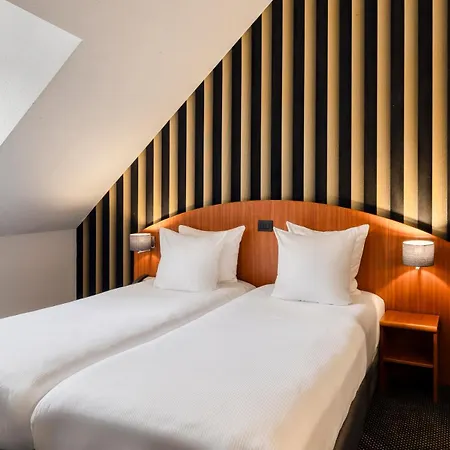 Aris Grand Place Hotel-3