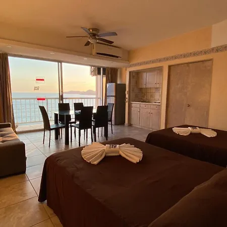 Hotel Las Torres Gemelas Acapulco-3
