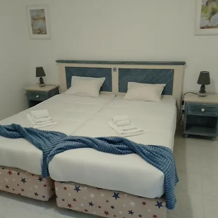 Rc Luxury Room Center-3