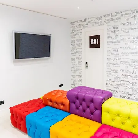 Hostal Gran Via 44-2