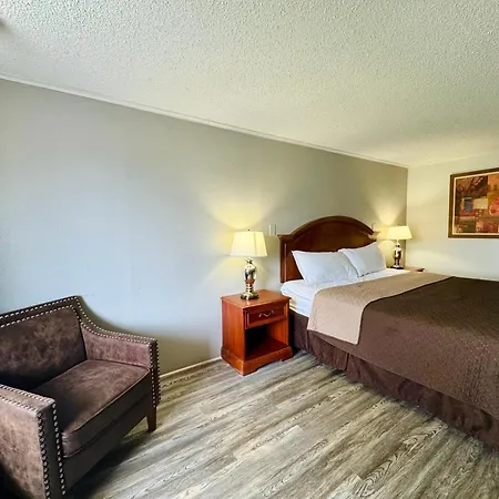 Knights Inn Bridgeport Frankenmuth-2