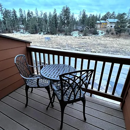 Canyon Plaza Premier Studios And Apts-South Rim-3