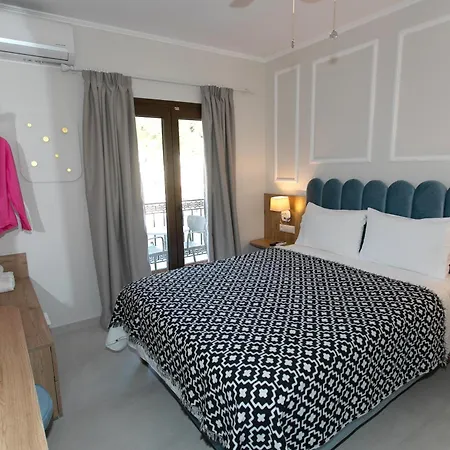 Paradise Hotel-2