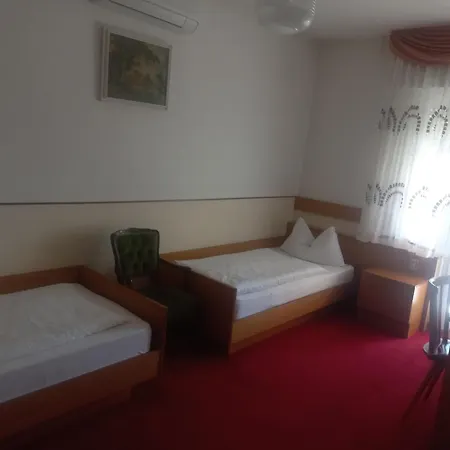 Hotel Lux-2