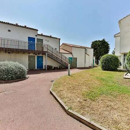 Village Club La Rivière CapFrance-2