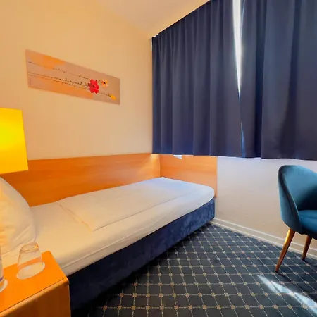 Elbbruecken Hotel-2