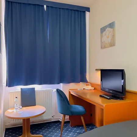 Elbbruecken Hotel-2