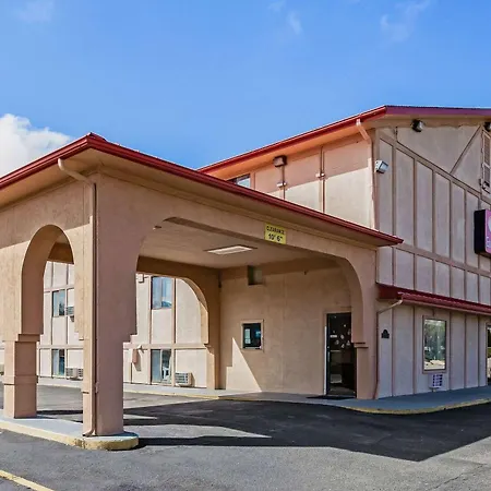 Econo Lodge Junction City I-70 Near Fort Riley-3