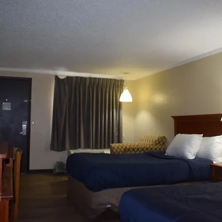 Knights Inn Farmington Hills-3