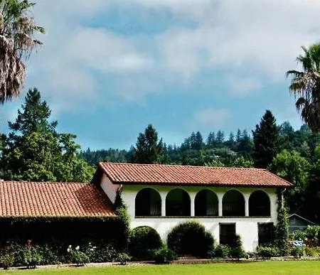 Spanish Villa Inn-2