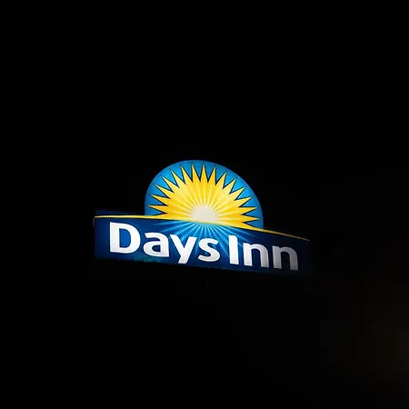 Days Inn By Wyndham Troy-2