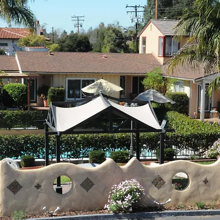 Oasis Inn And Suites-2