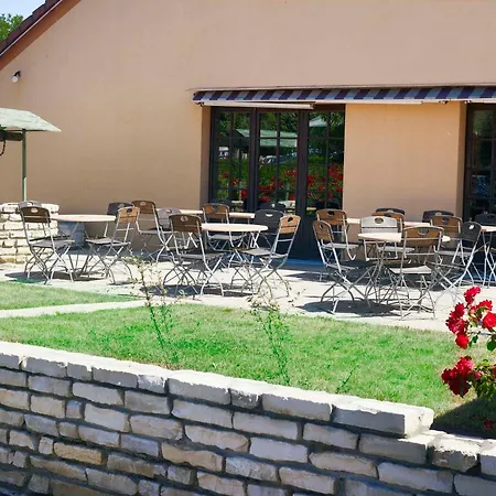 Kyriad Direct Roanne-2