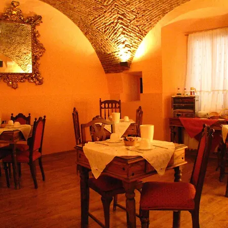 Hotel Don Carlos Cáceres-2