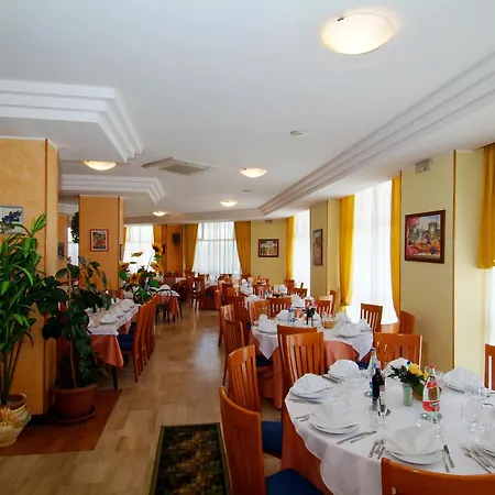 Grand Eurhotel-3
