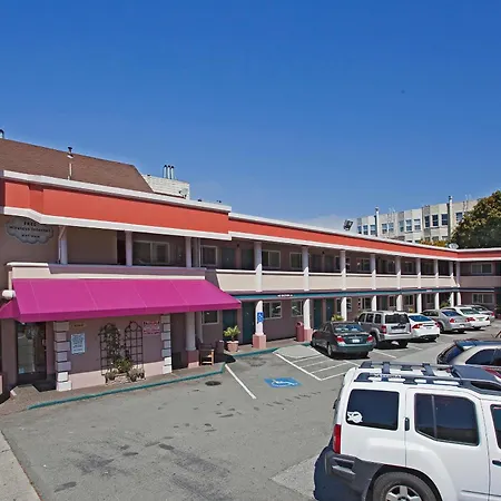 Town House Motel-2