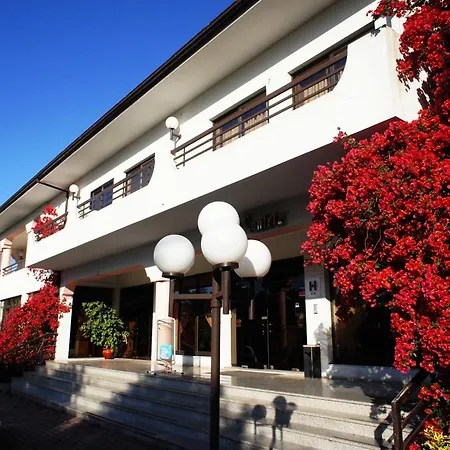 Hotel Contriz-2