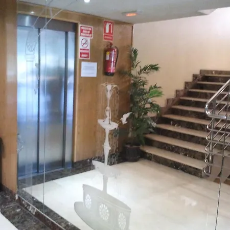 Hotel Ciudad de Fuenlabrada-3