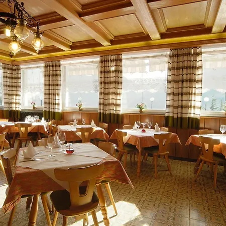 Hotel Karinhall-2