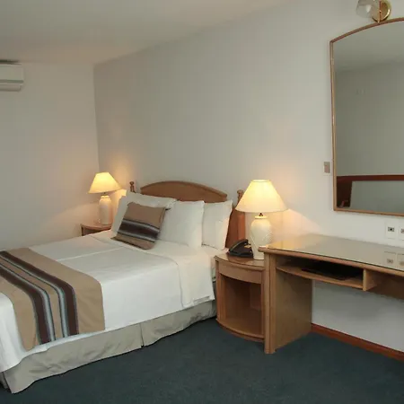Crystal Palace Hotel-2