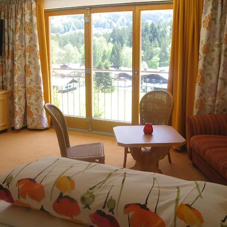 Tourist Hotel Boehm-3